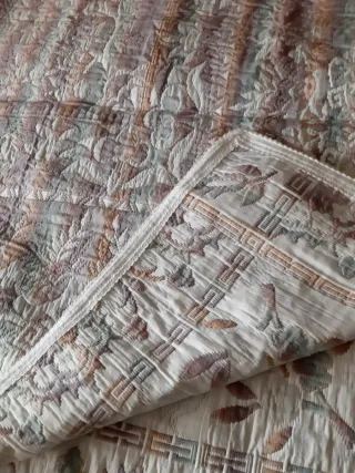 Colcha reversible jacquard cama doble