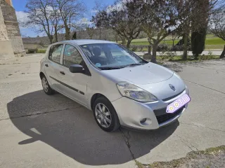 Renault Clio 2010