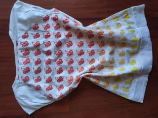 Camiseta Ibiza Bershka Cerezas verano