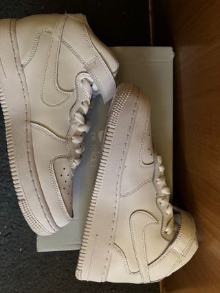 Nike Air Force 1 Mid Talla 38.5