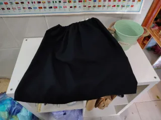 Falda de disfraz negra para niña