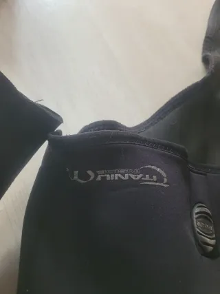 Traje de buceo Omer con capucha