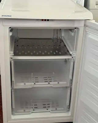 Congelador Ansonic blanco