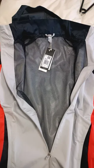 Camiseta y Rompevientos Benfica Portugal Adidas
