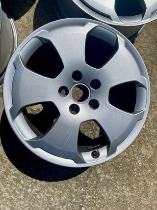 Llantas Audi A3 17 8P0601025C