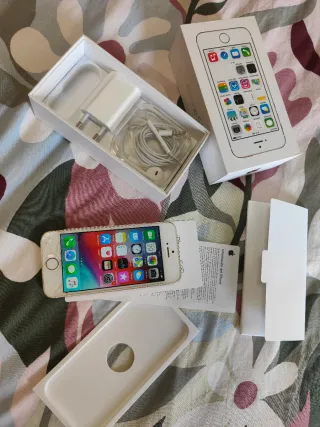 iPhone 5S Gold