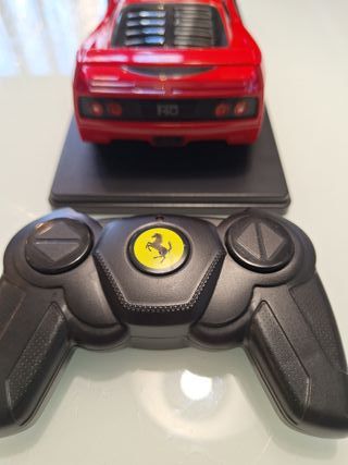 1/24. RC. Ferrari F40. Radio control