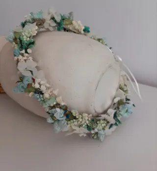 Corona de flores comunión blanco y verde