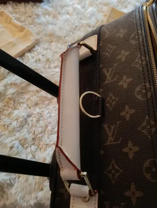 Conjunto Louis Vuitton: Maleta y Bolso