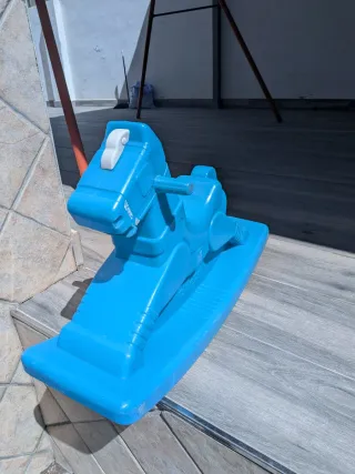 Cavallo a dondolo blu per neonati