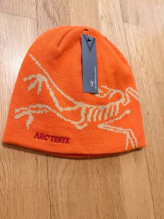 Gorro Arc'teryx Naranja Esqueleto