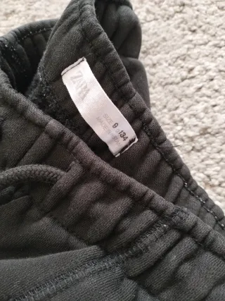 Pantalón ancho Zara T.9