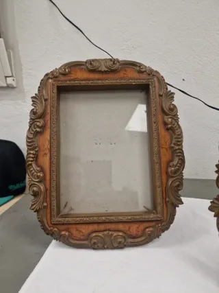 2 Cornici Foto Vintage Intagliate in Legno