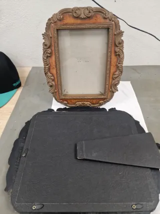 2 Cornici Foto Vintage Intagliate in Legno