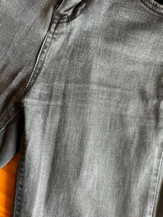 Pantalón vaquero gris Pull&Bear