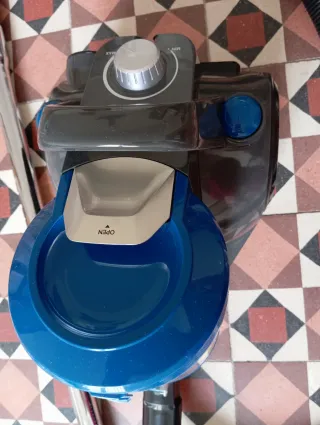 Aspiradora Amazon Basics