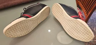 Zapatillas deportivas Lacoste azul y rojo