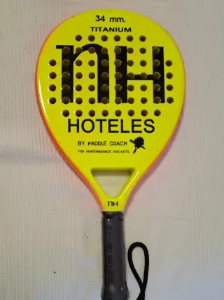 Palas de pádel. Coleccionistas y jugadores.