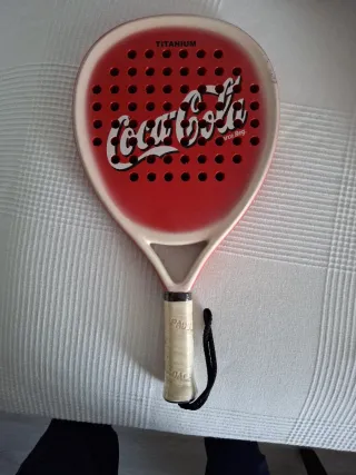 Palas de pádel. Coleccionistas y jugadores.