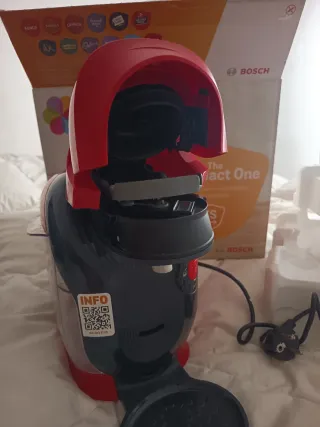 Cafetera Tassimo Style XS Roja