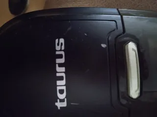 Aspirador Escoba Taurus Guzzler 25.6V