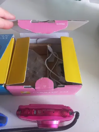 Cámara Nikon Coolpix S33 Azul y Rosa