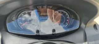 Suzuki Burgman 200 Plata a2