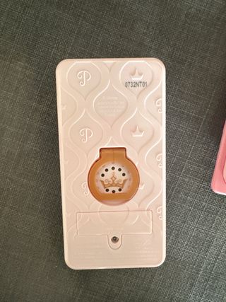 Móvil,tarjeta y llaves de coche de juguete