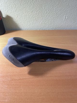 Sillín bicicleta usado