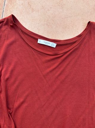 Camiseta Mango granate