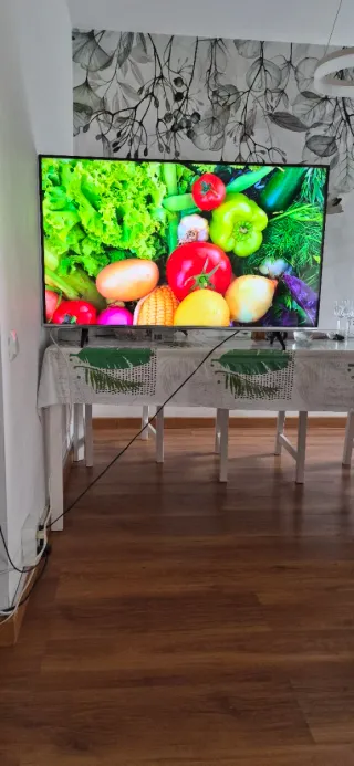 TV cecotet QLED 50 4K Smart TV