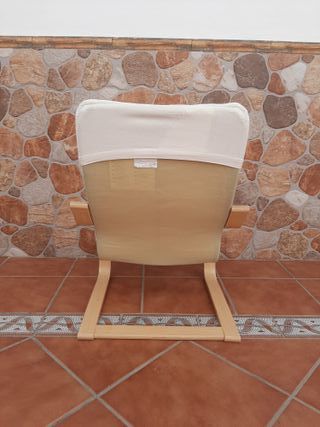 Sillón infantil POÄNG madera y tela beige