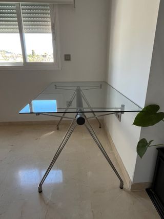 Mesa escritorio La Oca cristal y acero
