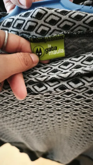 Sudadera artesana La Gata Maula