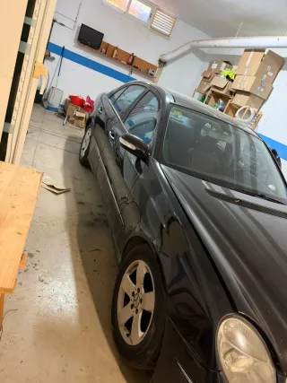 Mercedes-Benz Clase E 2003