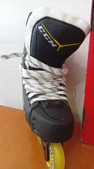 Patines Hockey Línea CCM Tacks 9370R T42