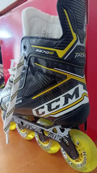 Patines Hockey Línea CCM Tacks 9370R T42