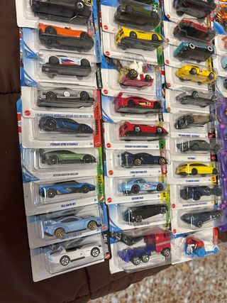Lote de 30 Coches Hot Wheels