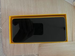 Móvil Realme C67 Amarillo