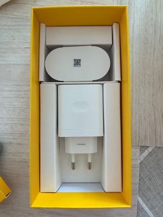 Móvil Realme C67 Amarillo