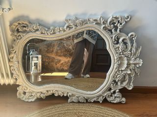 Espejo blanco decorativo