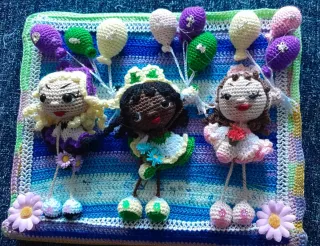 Cuadro Amigurumi Muñecas con Globos