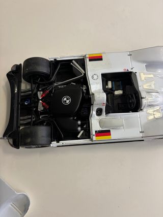 Coche BMV de carreras a escala
