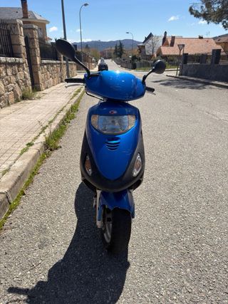 Kymco Movie 125 XL Scooter
