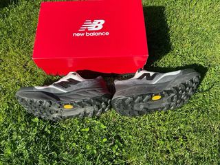 New Balance V9 Hierro - Come Nuove