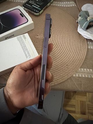 iPhone 14 Pro Max Morado