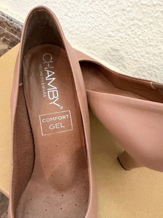 Zapatos salón Chamby Napa tacón 9cm piel España