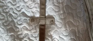 Bolso Nike marron en muy buen estado.