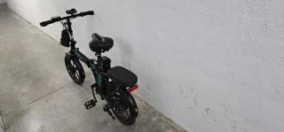 Bicicleta Eléctrica Plegable Negra