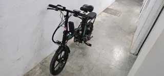Bicicleta Eléctrica Plegable Negra